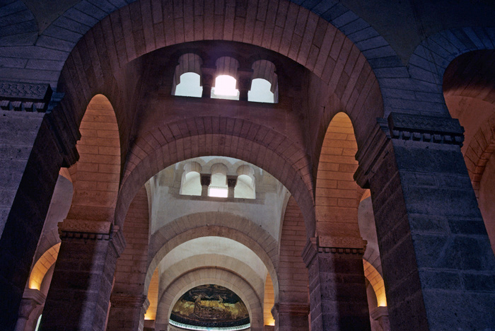 https://ima.princeton.edu/images/romanesquedb/cr.003729.jpg