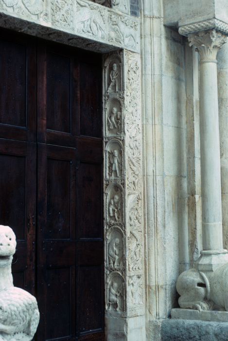 https://ima.princeton.edu/images/romanesquedb/cr.003802.jpg