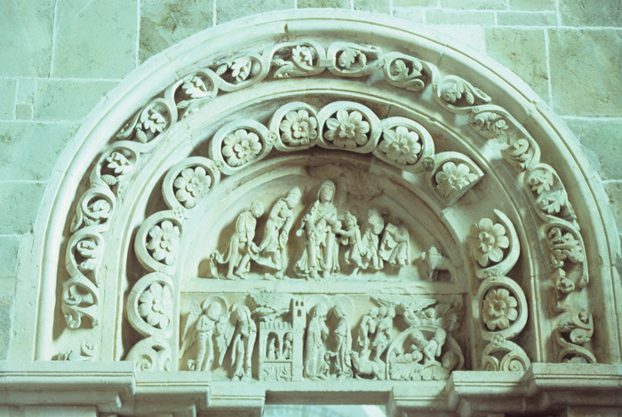 https://ima.princeton.edu/images/romanesquedb/cr.004140.jpg