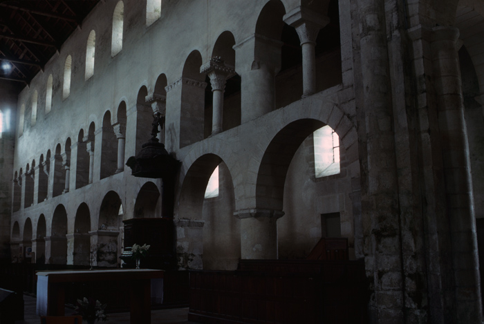 https://ima.princeton.edu/images/romanesquedb/cr.004175.jpg