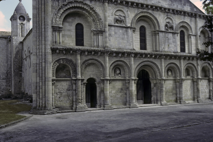 https://ima.princeton.edu/images/romanesquedb/cr.004322.jpg