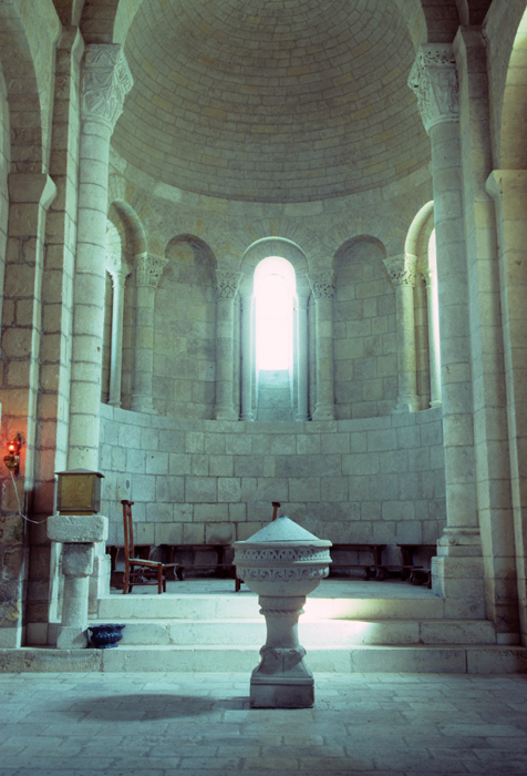 https://ima.princeton.edu/images/romanesquedb/cr.004372.jpg