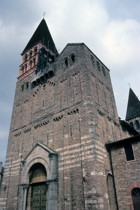 https://ima.princeton.edu/images/romanesquedb/cr.004415.jpg