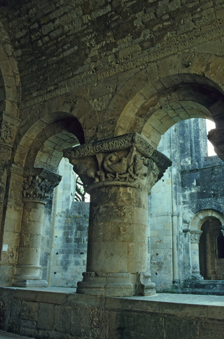 https://ima.princeton.edu/images/romanesquedb/cr.004632.jpg