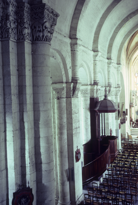https://ima.princeton.edu/images/romanesquedb/cr.005022.jpg