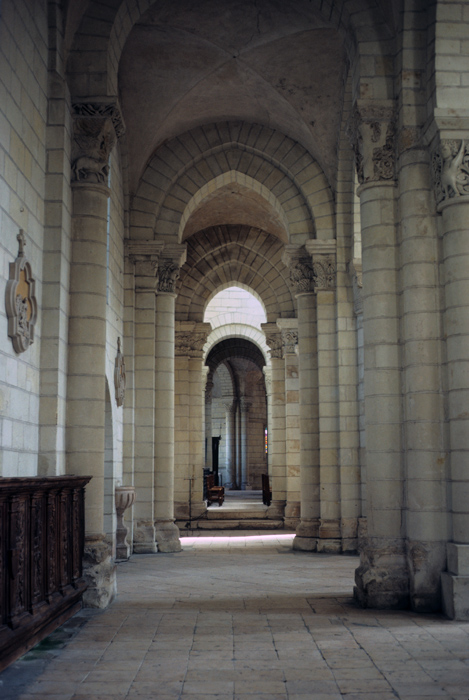 https://ima.princeton.edu/images/romanesquedb/cr.005032.jpg