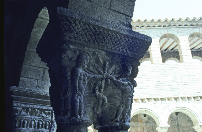 https://ima.princeton.edu/images/romanesquedb/cr.007601.jpg