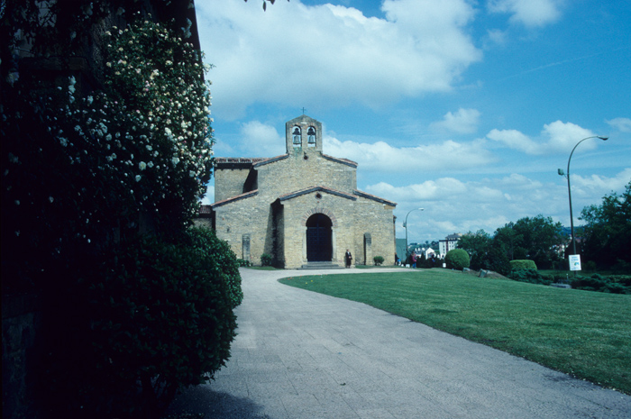 https://ima.princeton.edu/images/romanesquedb/cr.007911.jpg