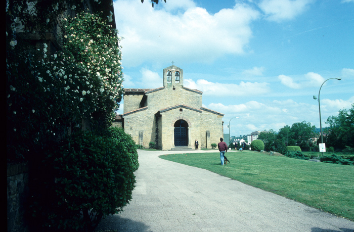 https://ima.princeton.edu/images/romanesquedb/cr.007917.jpg