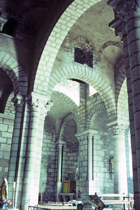 https://ima.princeton.edu/images/romanesquedb/cr.010566.jpg