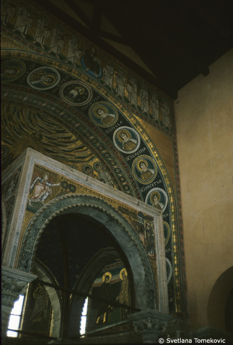 Poreč, Basilica of Euphrasius, central apse border, mosaic, right side medallions enclosing Lamb of God and female saints.