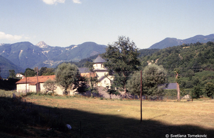 Exterior, North