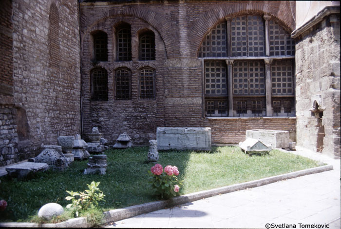 Exterior (Side)