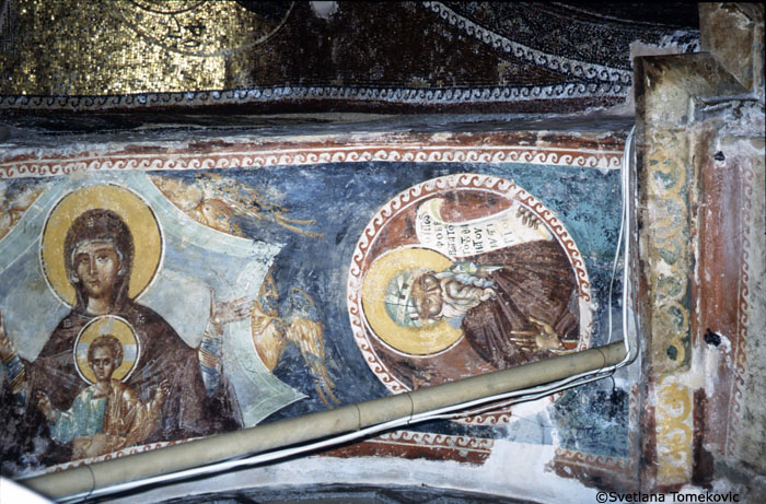 Exonarthex, Fresco showing Virgin Mary and Christ Child and John of Damascus