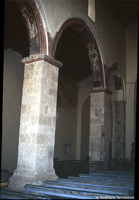 Nave, interior 