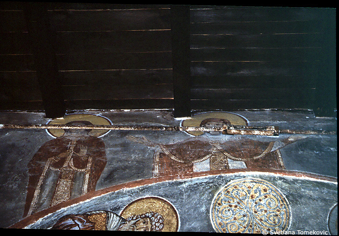 Fresco, south aisle, north wall, showing two female saints