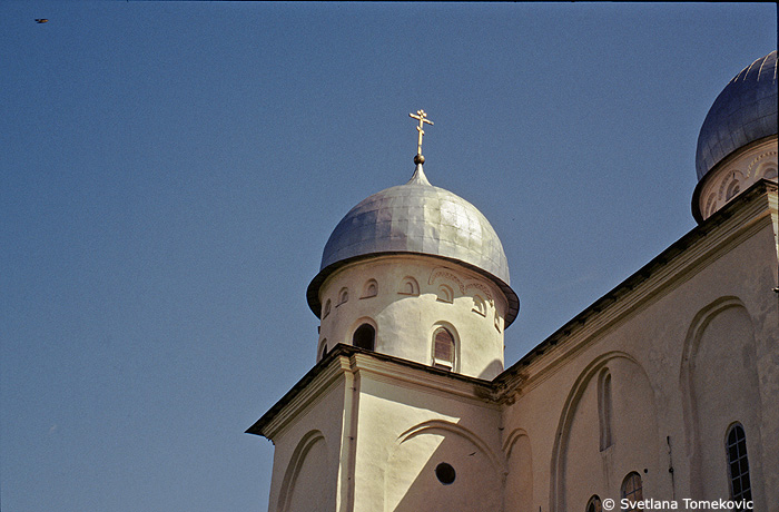 Exterior, northeast, detail