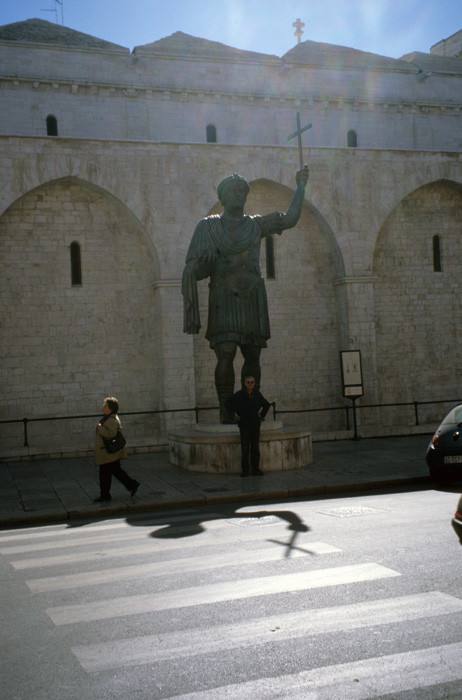 Statue of a Roman emperor