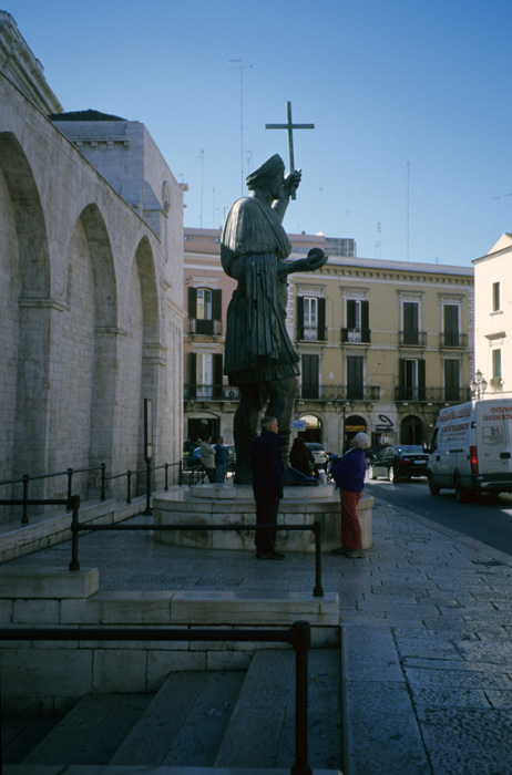 Statue of a Roman emperor