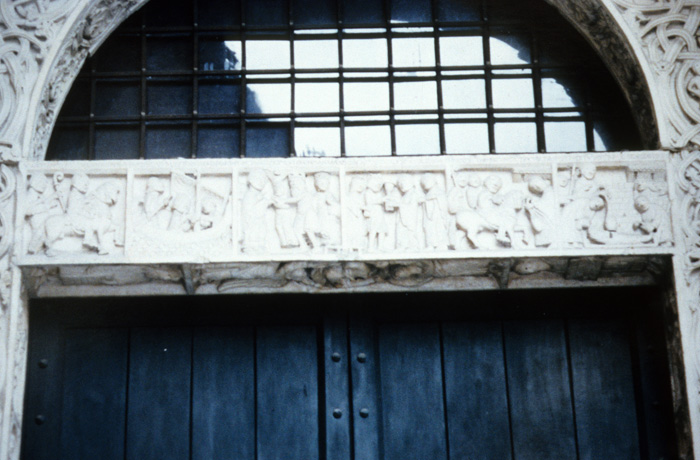 Exterior south, Porta dei Principi, lintel face, scenes from life of Geminianus of Modena, early 12c., Lanfranco