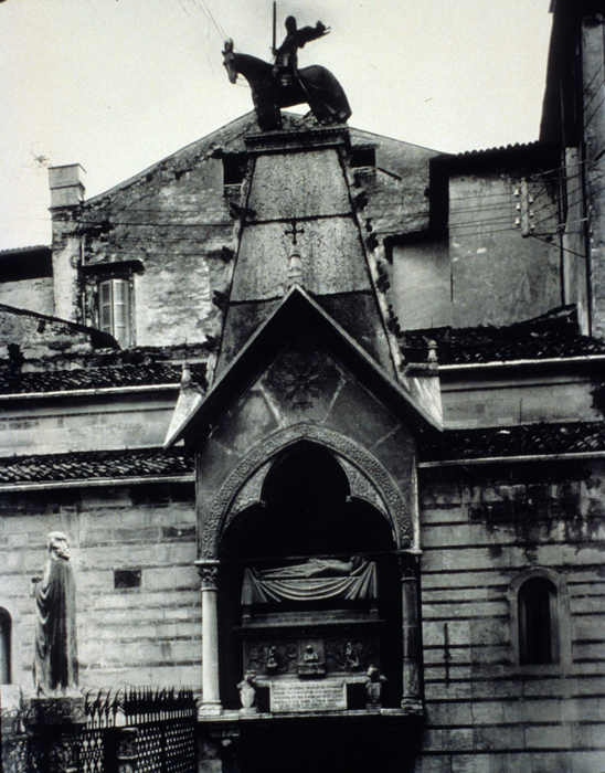 Verona, Cansignorio della Scala Tomb, Giovanni da Campione, 14c.